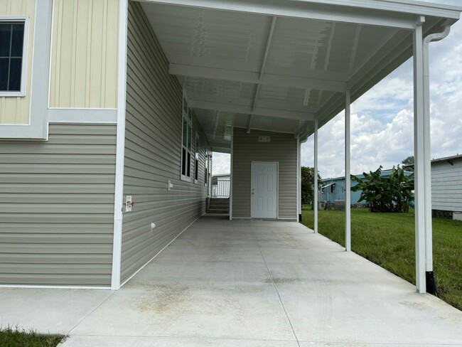 Building Photo - 246 Caviller Ct
