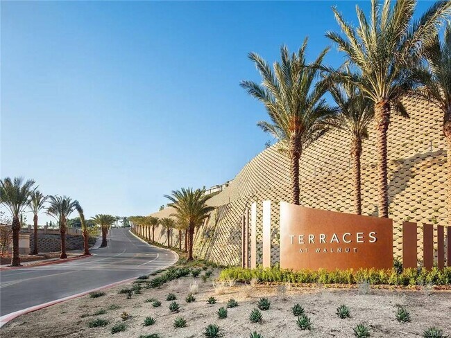 Building Photo - 22023 Florence Cir