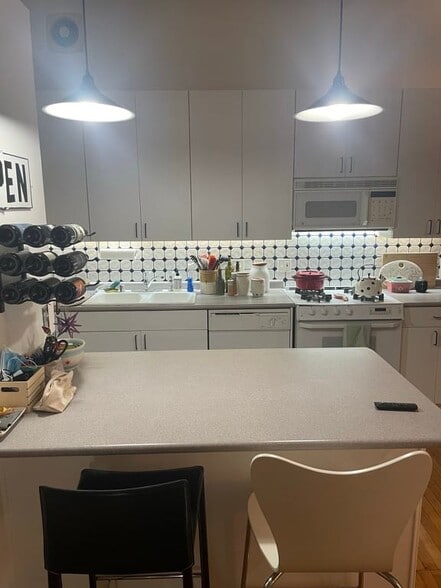 Kitchen - 728 W Jackson Blvd