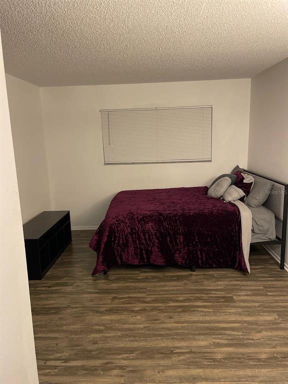 Building Photo - 571 Midway Track