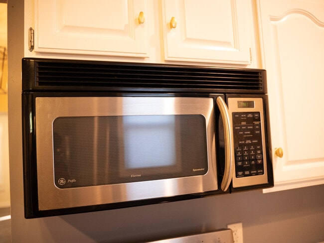 Building Photo - 4224 Patrick Ave