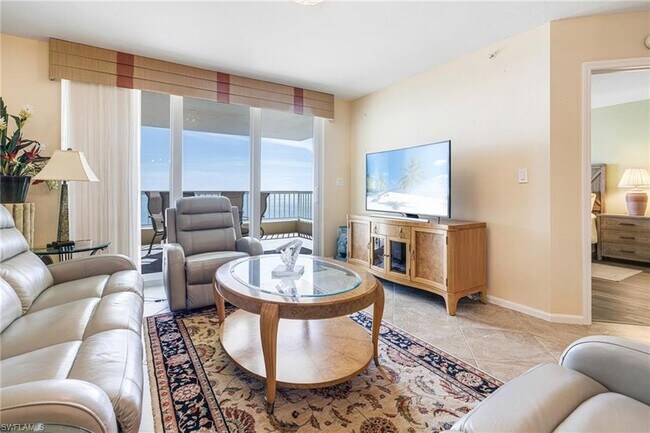 Building Photo - 990 Cape Marco Dr