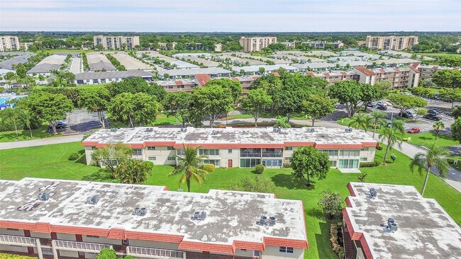 Building Photo - 23 Abbey Ln