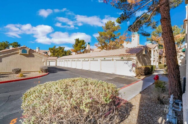 Building Photo - Charming First-Floor Home with Open Living and Private Patio