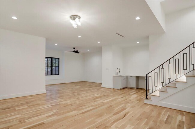 Building Photo - 2702 Westgrove Ln