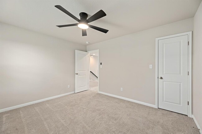 Building Photo - 207 Cherry Blossom Ln