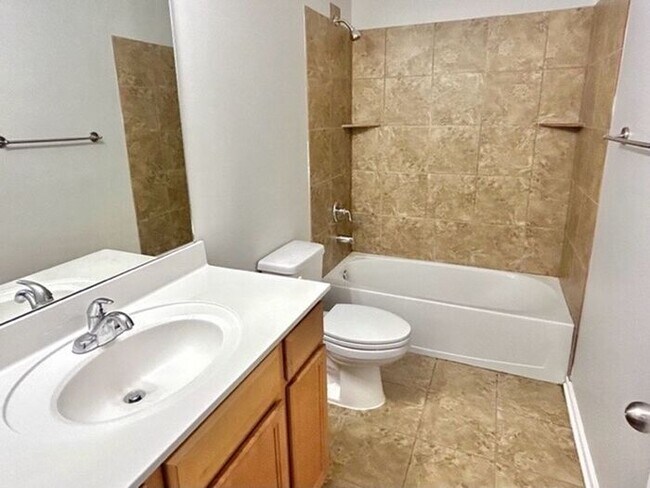 Building Photo - Affordable renovated 4BR home near Hacks Cross & 385