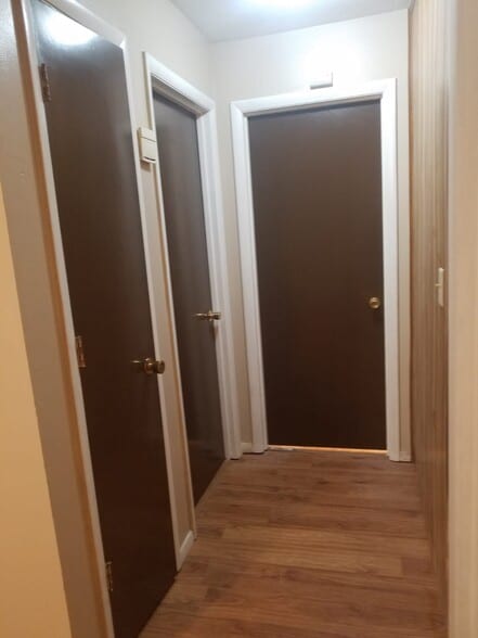 Building Photo - 105 College Park Ct