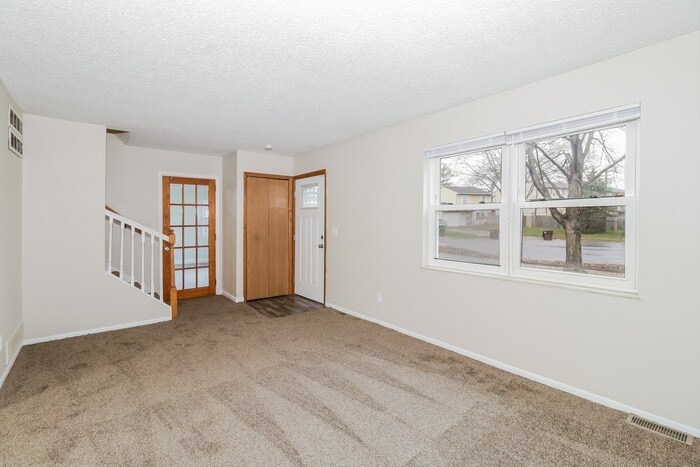 Building Photo - 3504 Greenwood Dr