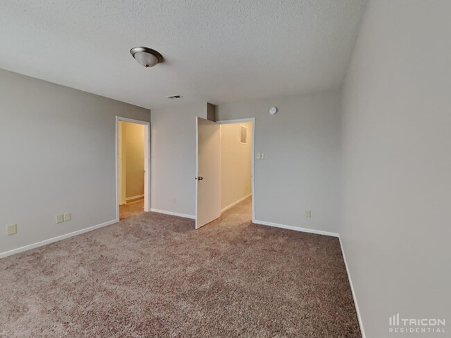 Building Photo - 1770 Elijah Blue Dr