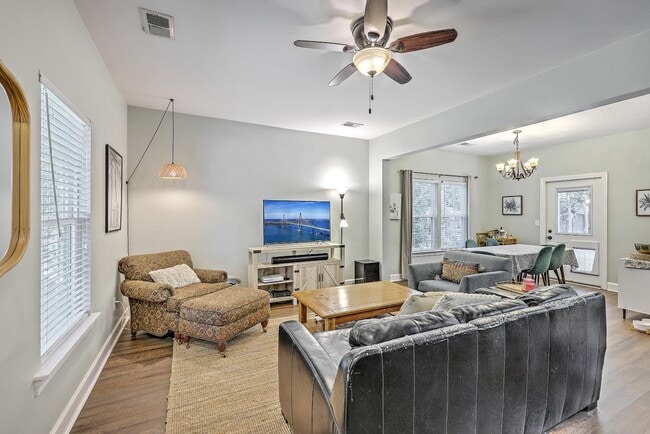 Building Photo - 1757 Sailfish Dr