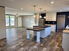 Building Photo - 199 Harmony Wood Ln