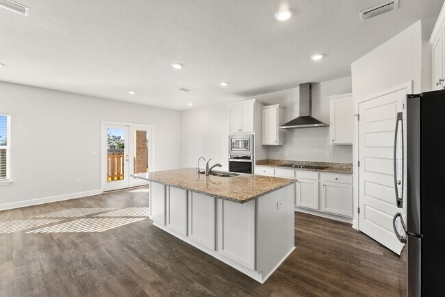 Building Photo - 3000 Rachel Pl