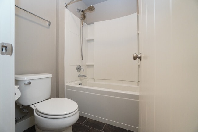 Building Photo - 2303 E Fratello St