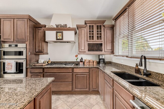 Building Photo - 2288 E Wisteria Dr