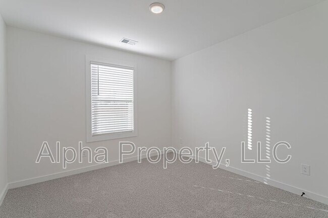 Building Photo - 1455 Darrowby Wy