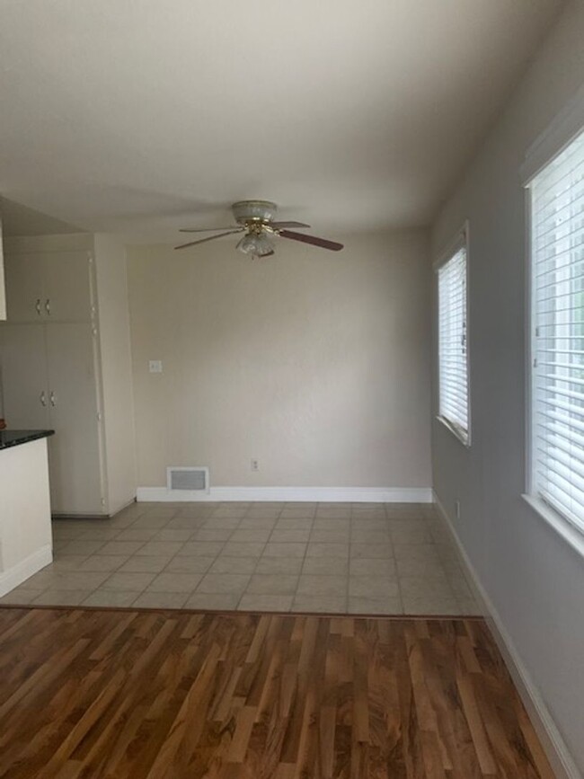 Building Photo - 2 Bed/One Bath Condo, Blossom Valley Popul...