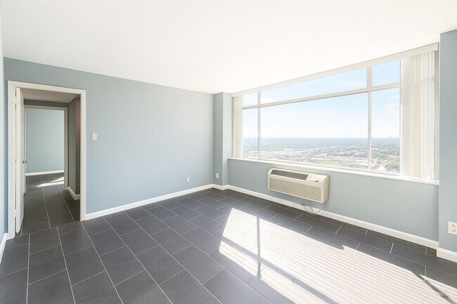 Building Photo - 7510 Hornwood Dr