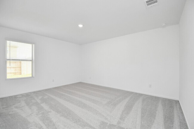 Building Photo - 1615 Windrose Bnd