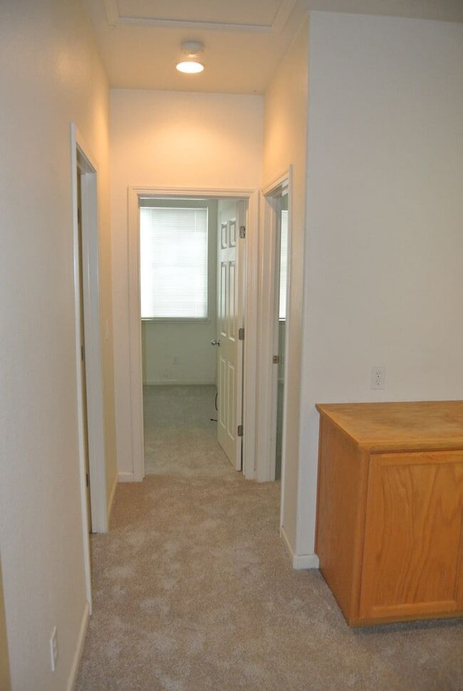 Building Photo - ** COMING SOON!!! ** Updated 4 Bedroom, 2 1/2 Bathroom House in Pittsburg Gated Community