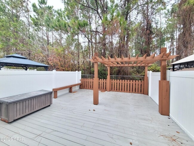 Building Photo - 7218 Quail Hollow Dr