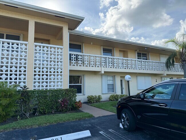 Building Photo - 1340 NW 18th Ave