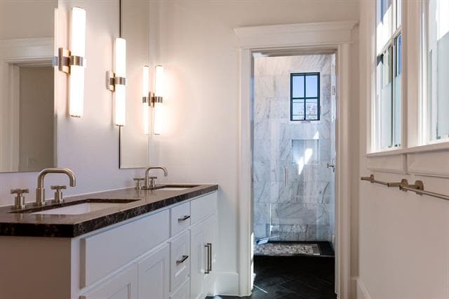 Building Photo - 5230 Homer St