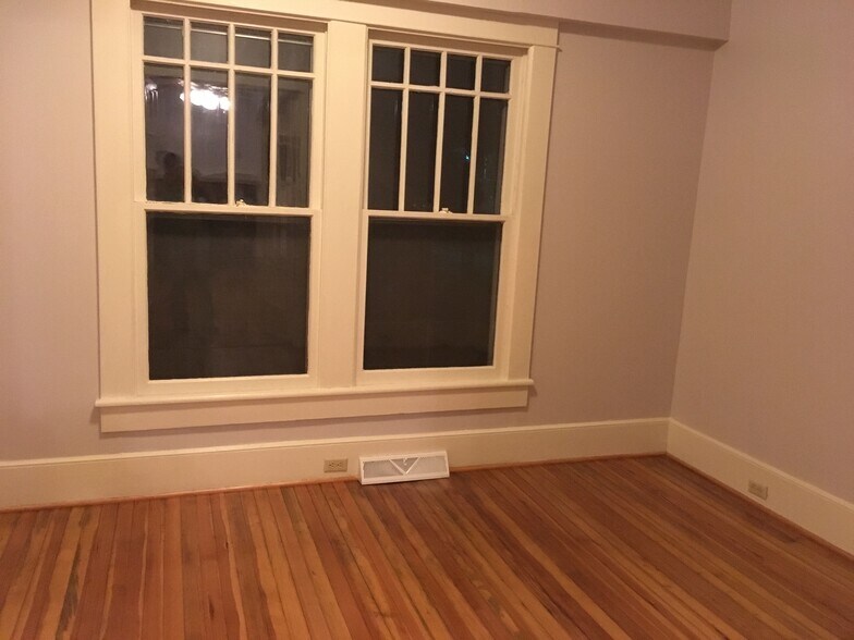 2nd bedroom/office (8.5x12) - 1010 Glenwood ave