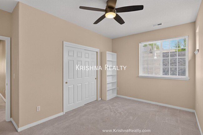 Building Photo - 14395 NW Lilium Dr