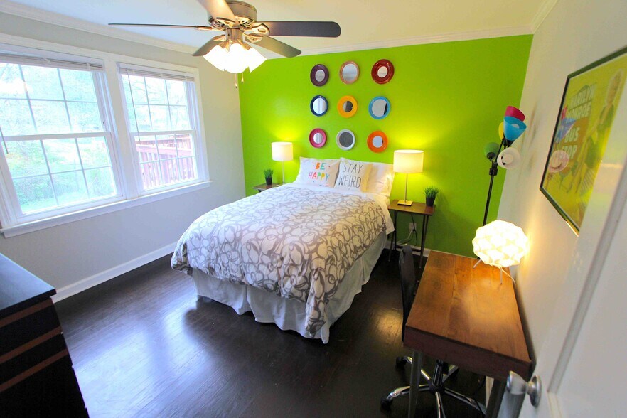 Building Photo - 2502 Woodyhill Dr