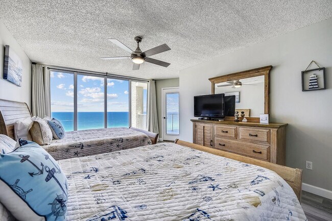 Building Photo - 10515 Front Beach Rd