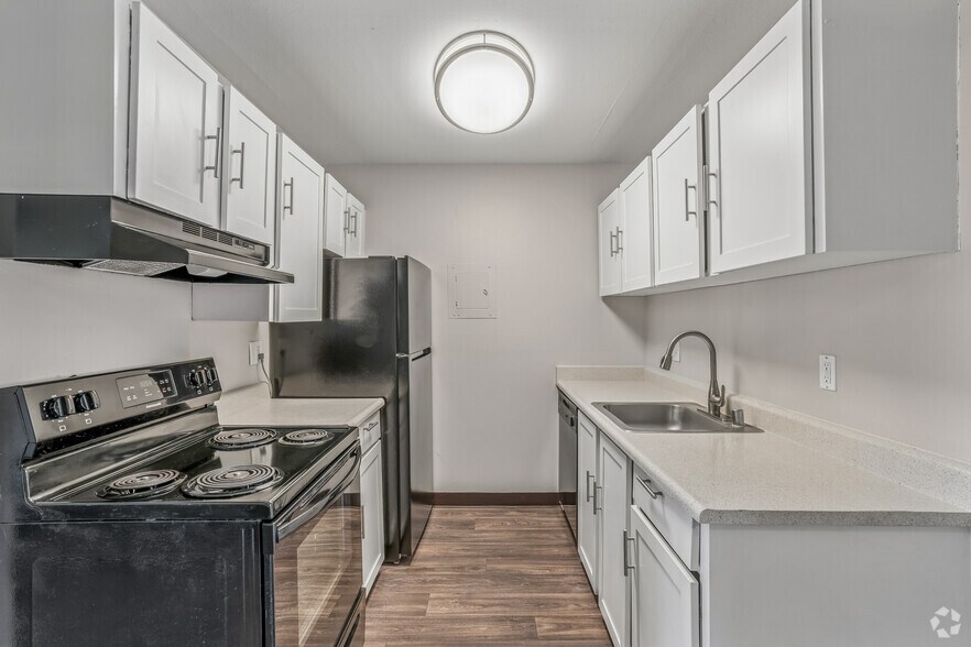 1BR, 1BA - 630SF - Kitchen - The Renton Sage Apartments