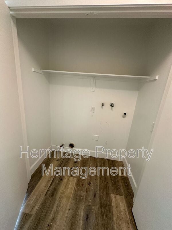 Building Photo - 23 Rockwood