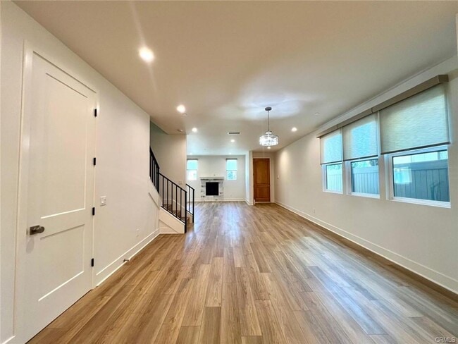 Building Photo - 321 Flint Ave