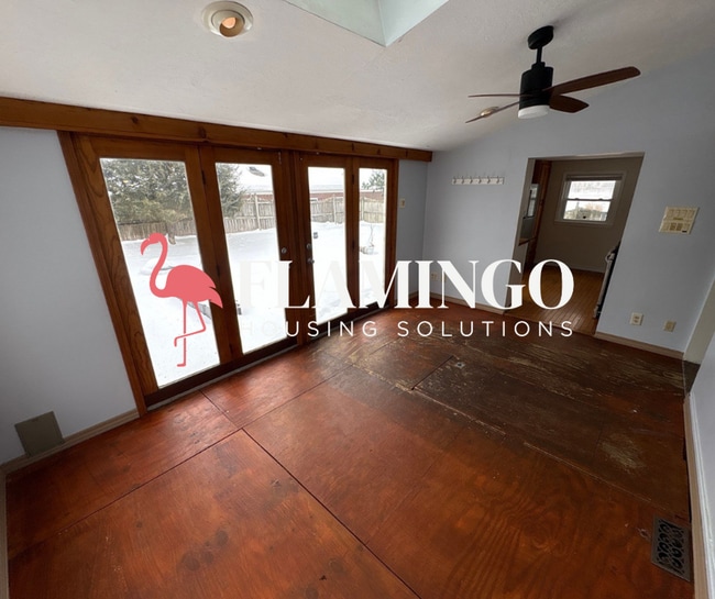 Building Photo - 214 W Main St