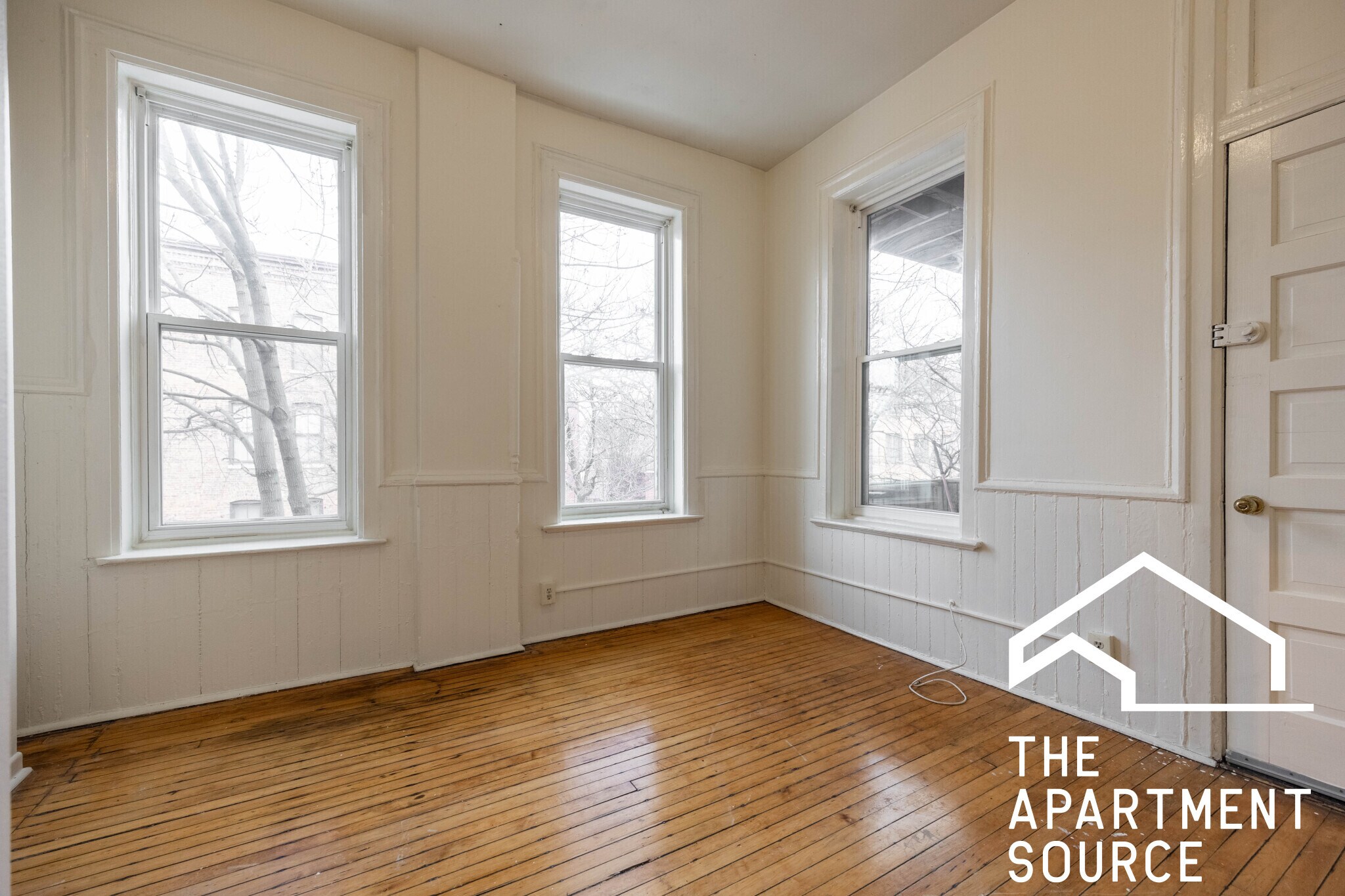 Building Photo - 2059 N Clifton Ave