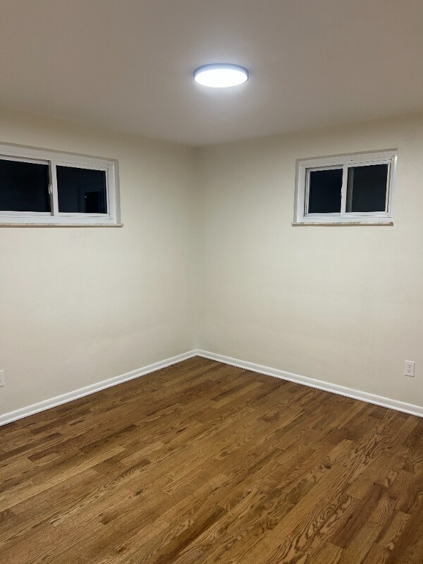 Building Photo - 214 Barbara Dr