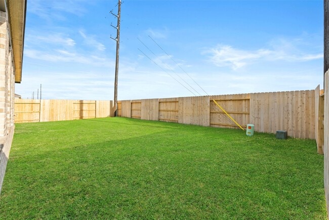 Building Photo - 28627 Bluebonnet Grotto Dr