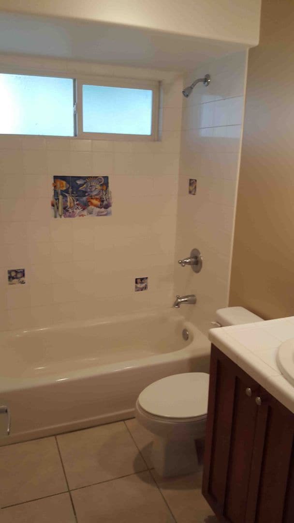 Building Photo - Spacious Home Close to Beaches, Shopping and More in South Maui!