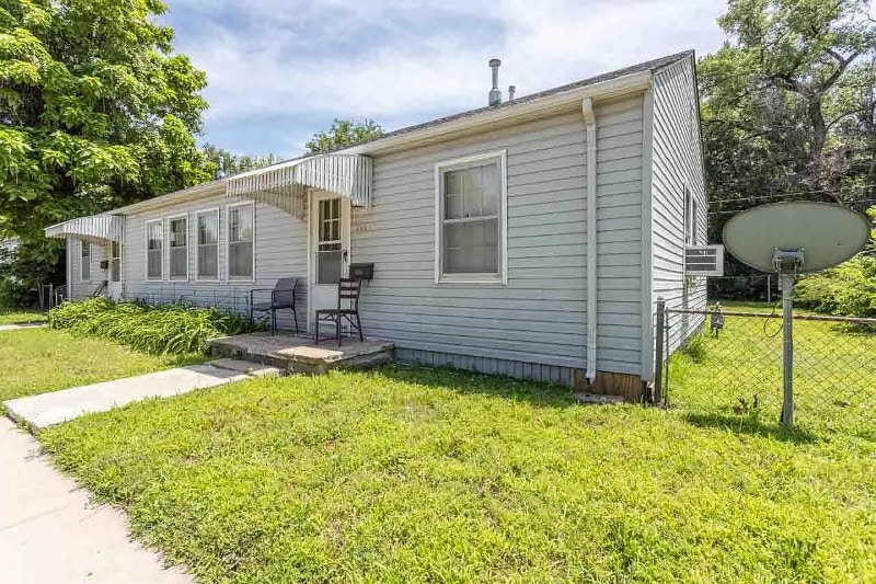 Building Photo - 4041 E Whitney Ln