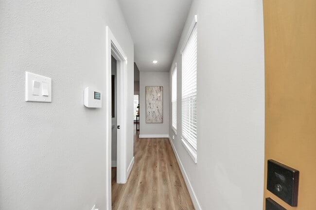 Building Photo - 5812 Francis Oak Ln