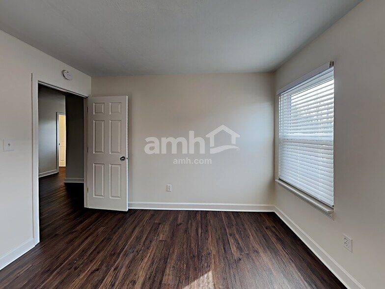 Building Photo - 12628 Brookhaven Dr