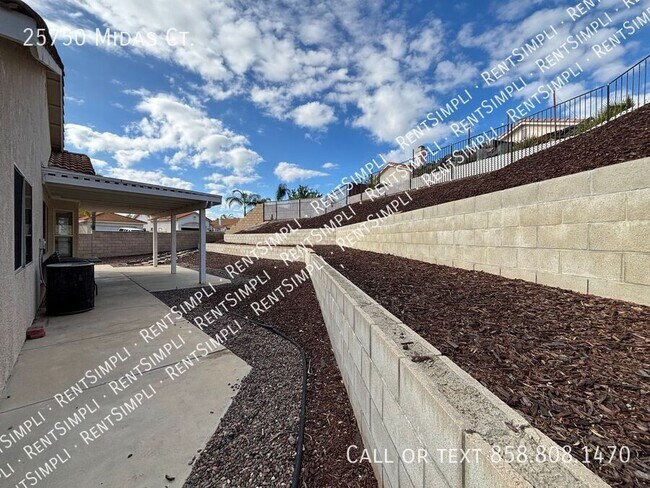 Building Photo - 25750 Midas Ct