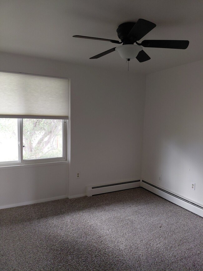 Building Photo - 8682 W 51st Ave