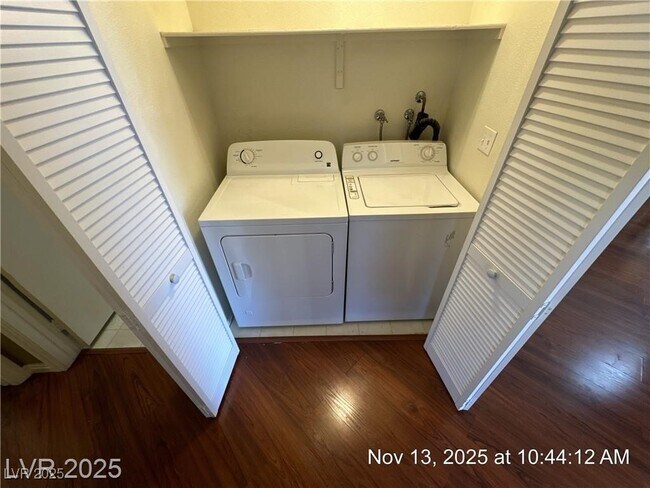 Building Photo - 7450 S Eastern Ave