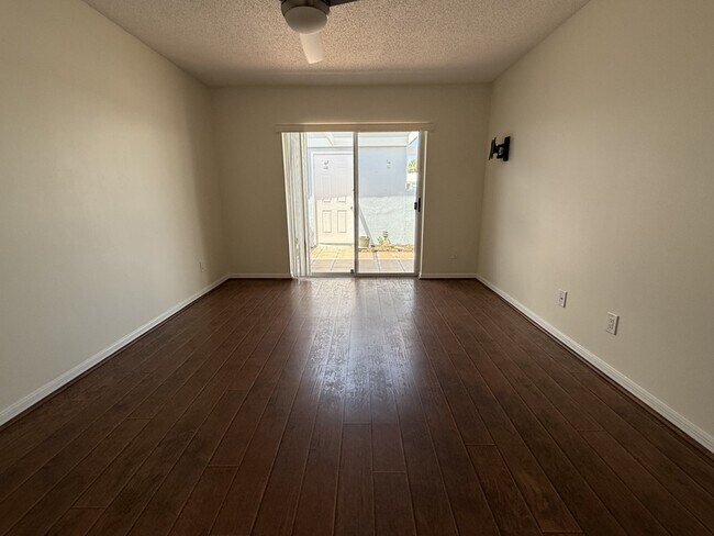Building Photo - 437 Wexford Cir