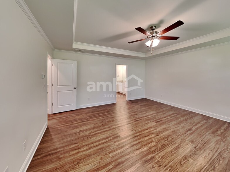 Building Photo - 2150 Brook Enclave Trail