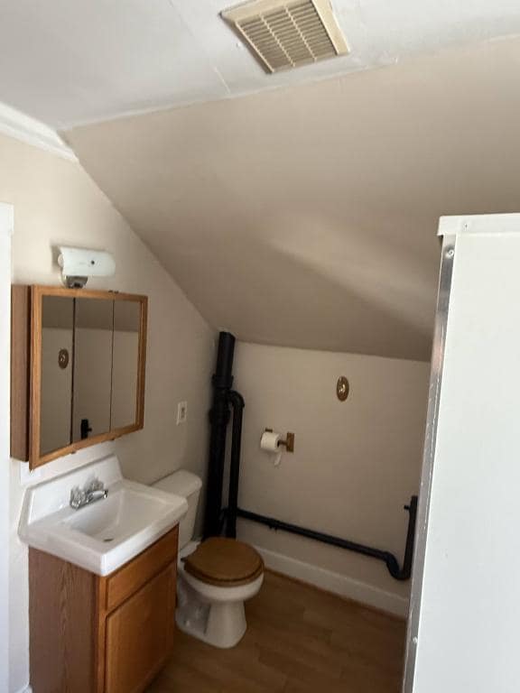 Building Photo - 1910 Lincoln St