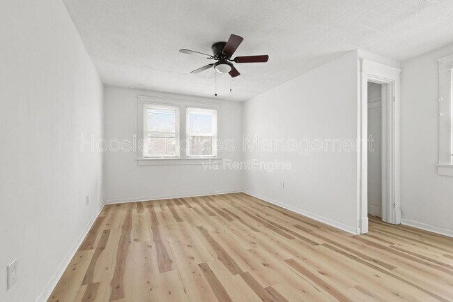 Building Photo - 822 N Bradley Ave