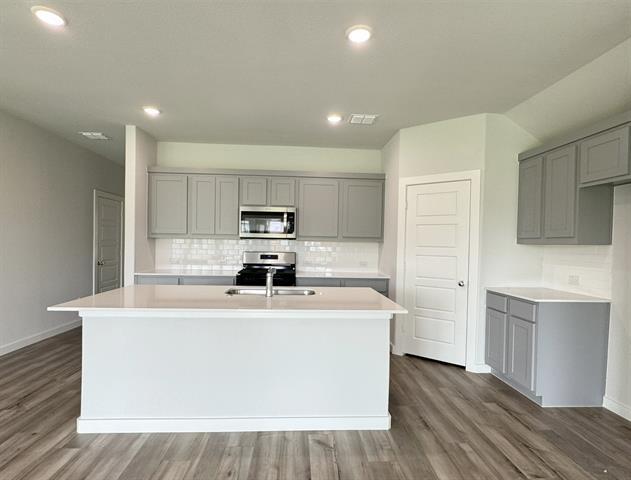 Building Photo - 3705 Ray Roberts Dr